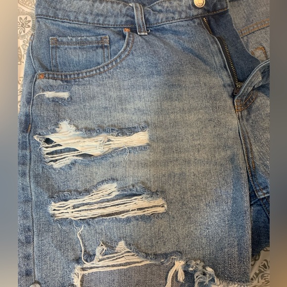 Ladies ripped shorts - Picture 5 of 5